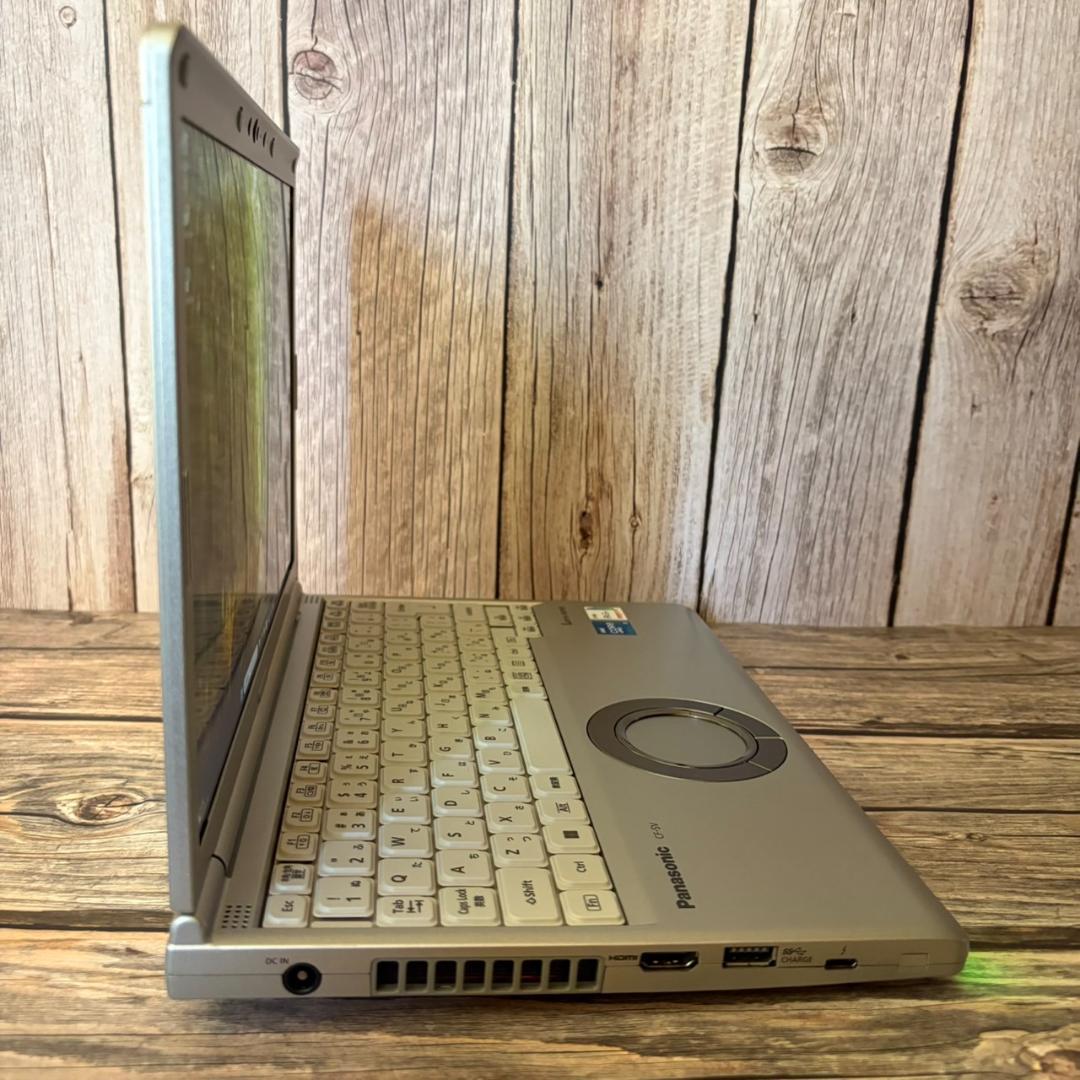 ☆人気☆上位機種☆11世代i5 レッツノート SV1 メモリ16GB