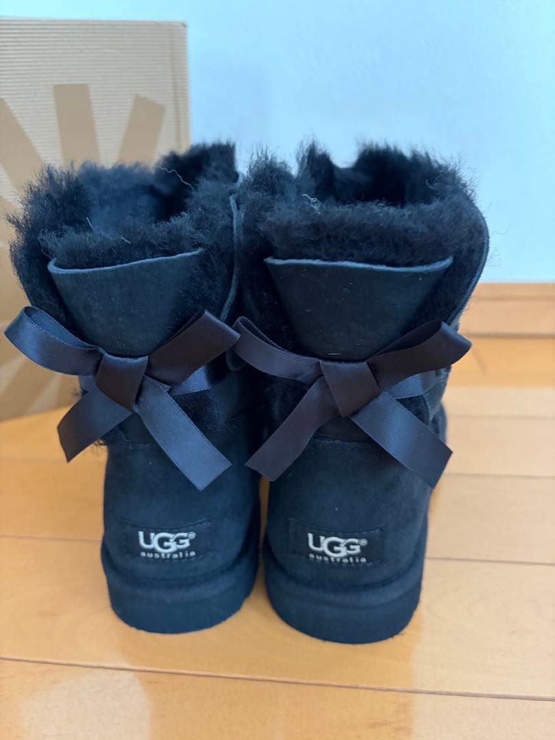 新品未使用 UGG MINI BAILEY BOW ムートンブーツ　リボン