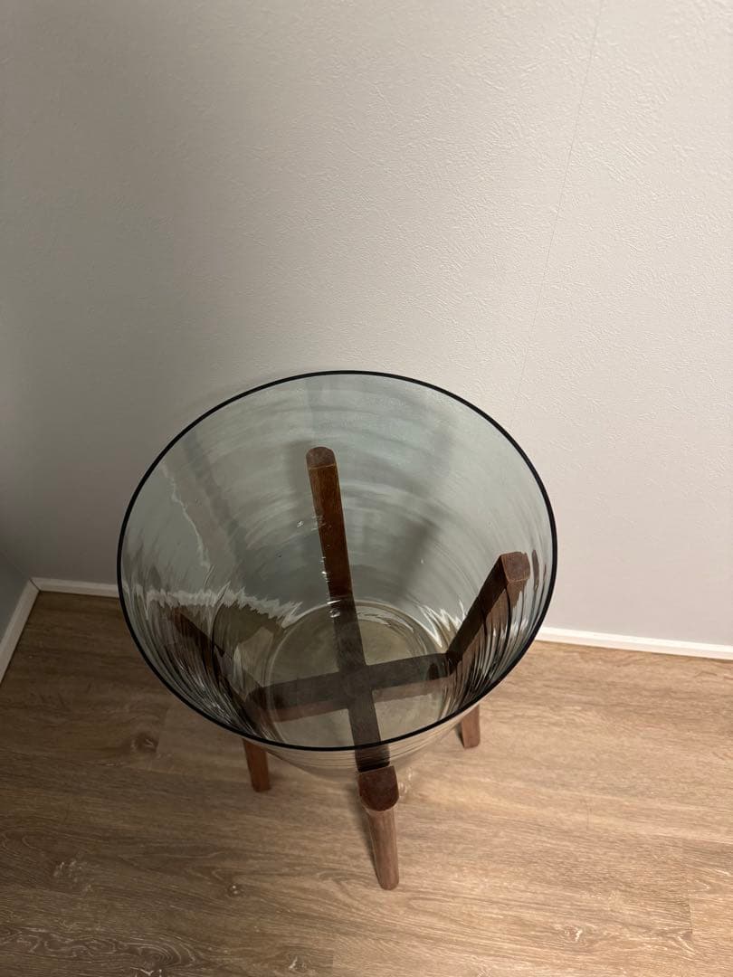 Zara  ガラスプランター