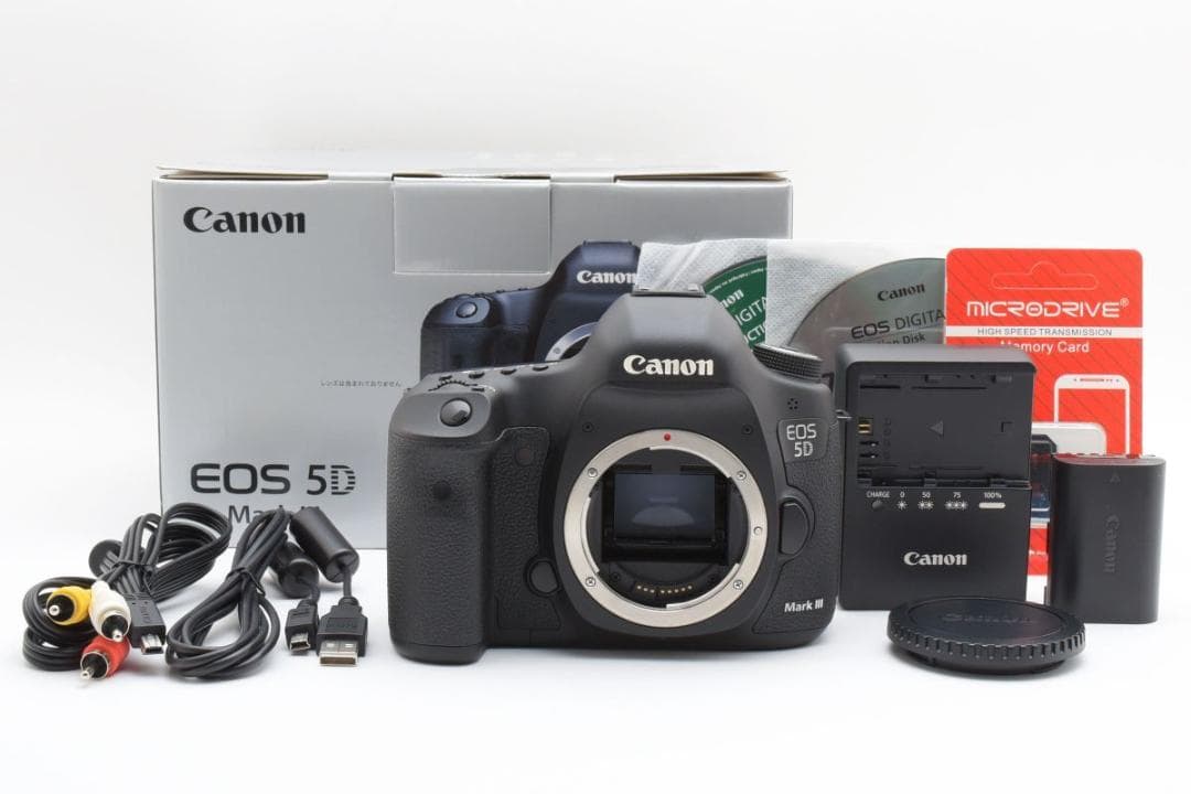 超美品　11527ショット EOS 5D Mark III ボディ SD64GB