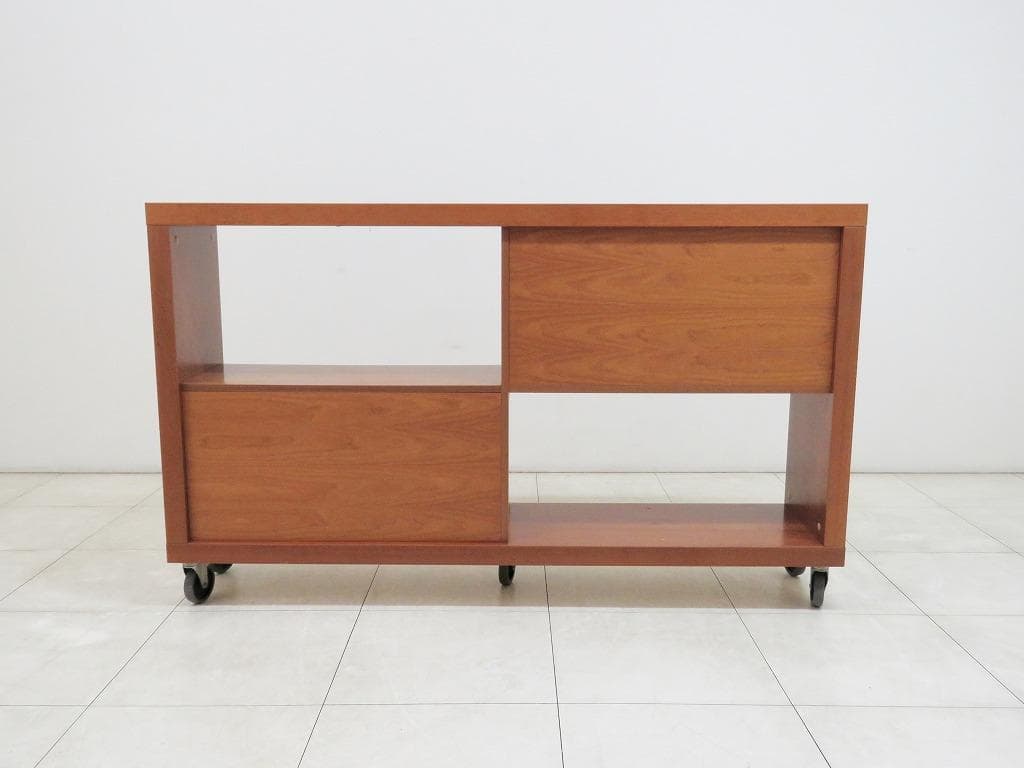 ボーコンセプト サイドボード キャビネット シェルフ 書 本 飾り棚 テレビ