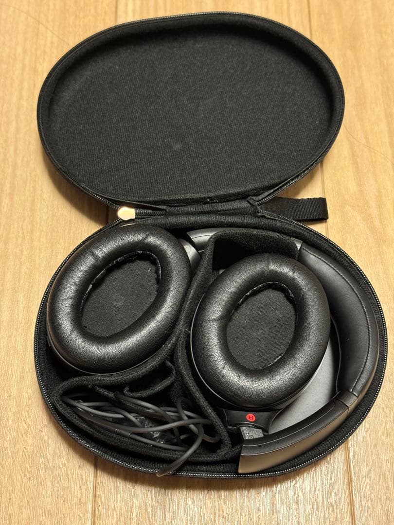 ヘッドホン Sony XM3