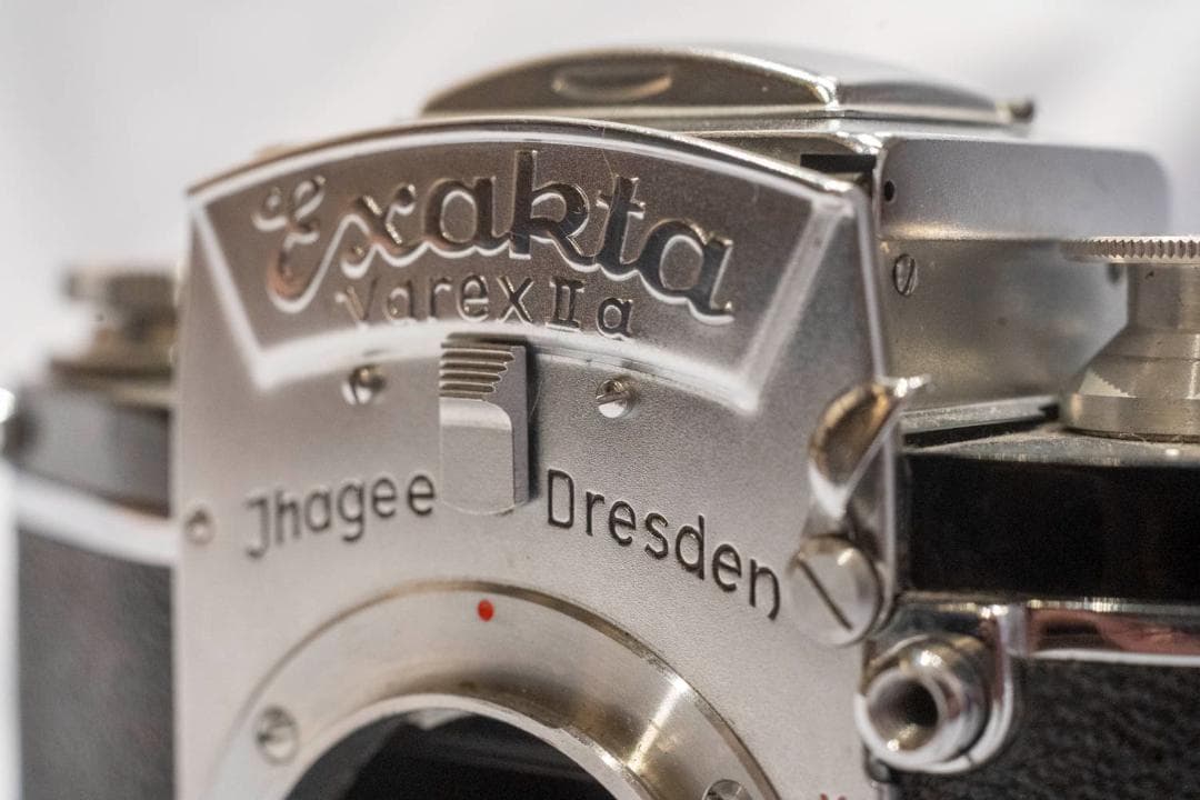 Exakta Varex IIa 打ち出しロゴ　完動品　試写済