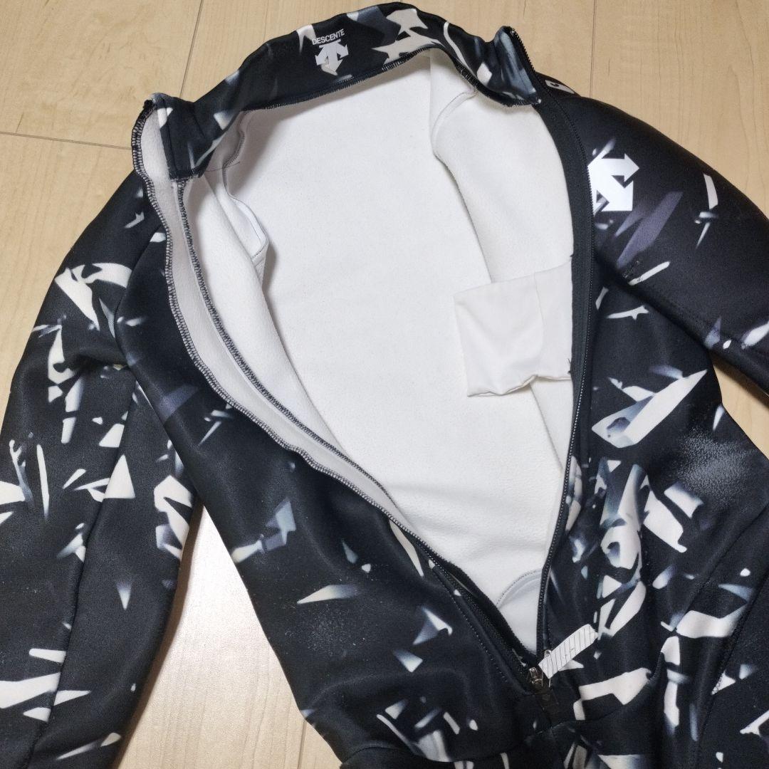 OGASAKAとDESCENTEのコラボ商品／ワンピース＆ハーフパンツのセット