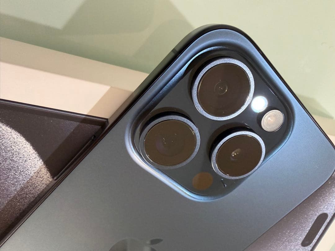 Apple iPhone 15Pro ブルーチタニウム　128GB