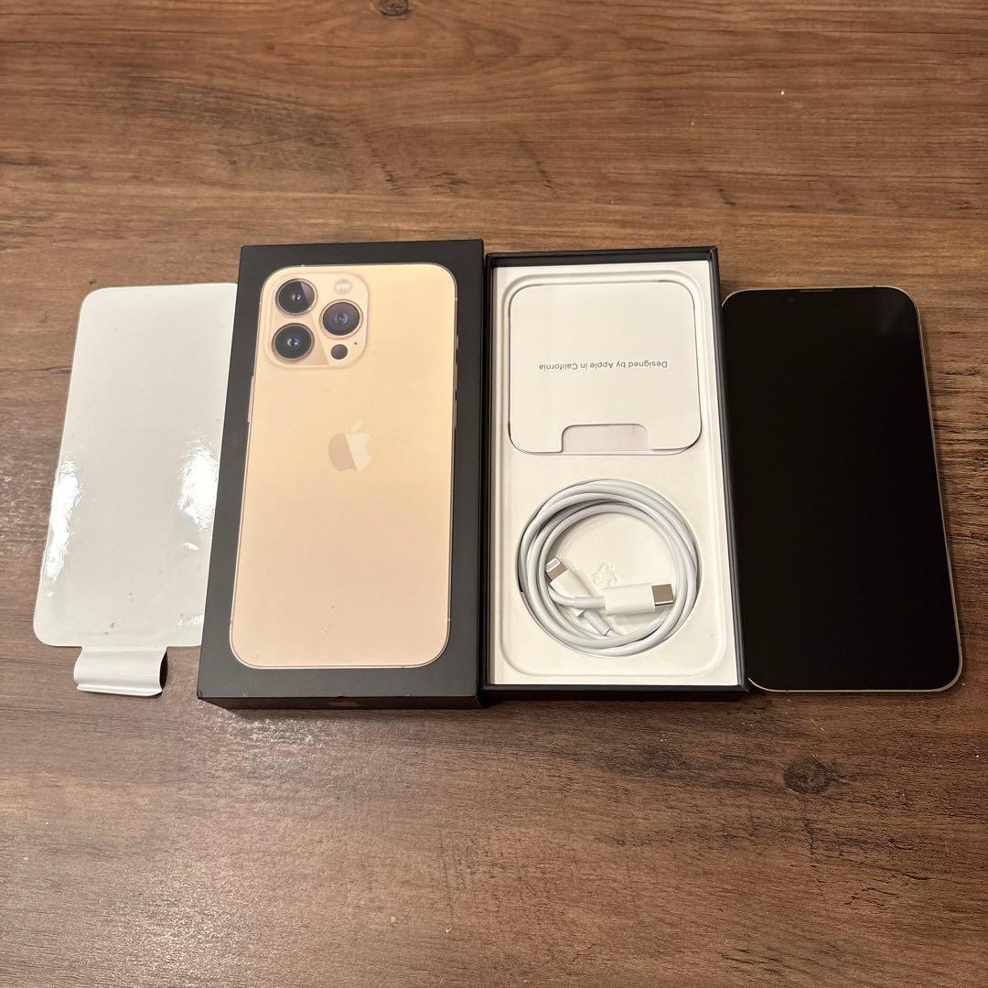 じ*ん様 Apple iPhone 13 Pro ゴールド 本体