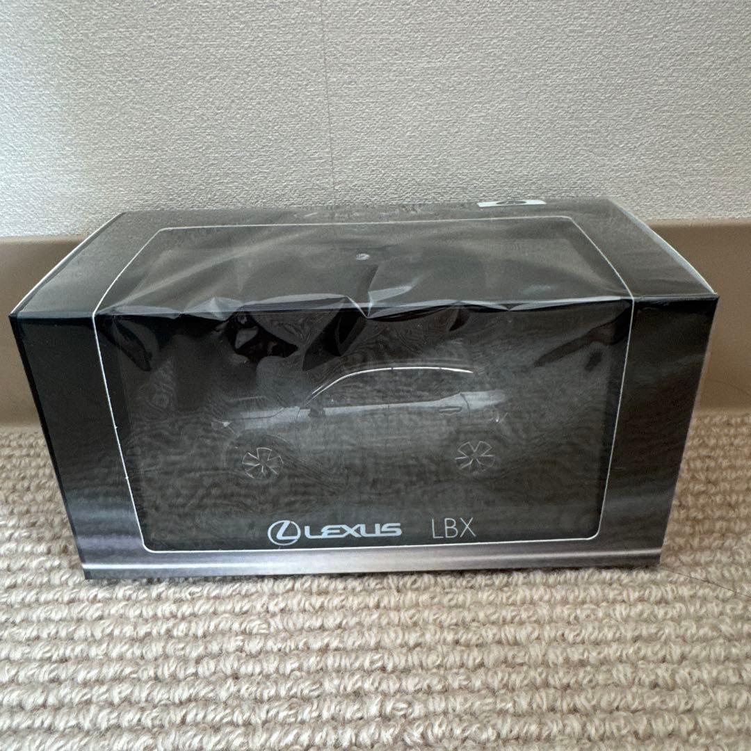 Lexus LBX ミニカー