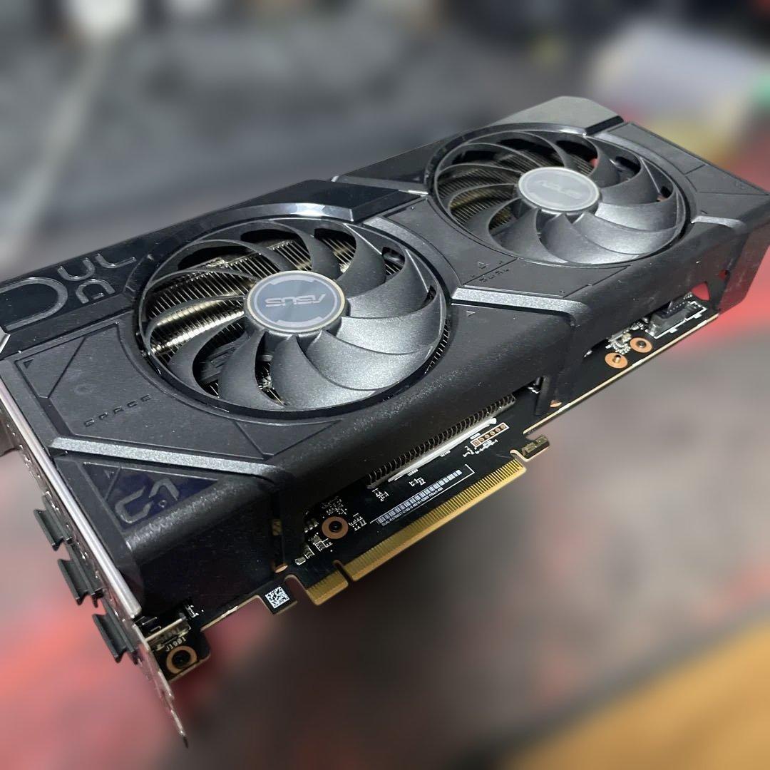 グラフィックボード・グラボ・ビデオカード asus radeon RX7800XT