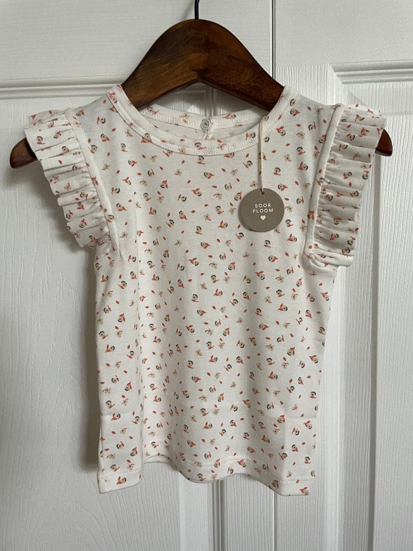 新品未使用　soor ploom frill tee 4y