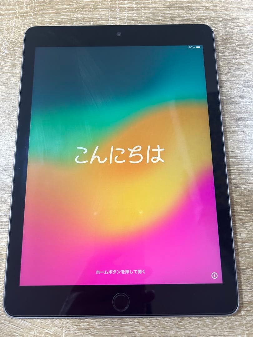 Apple iPad 128GB 第6世代　Wi-Fiモデル