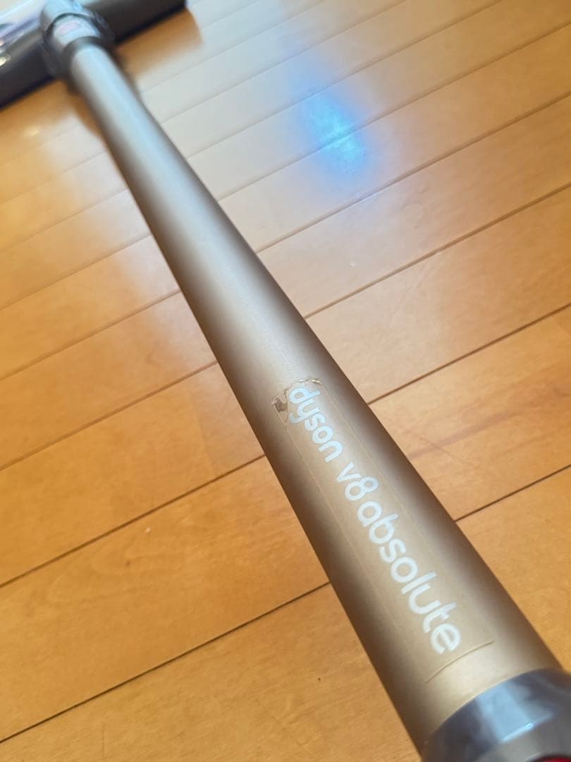 【送料無料】Dyson V8 サイクロンクリーナー　14点セット