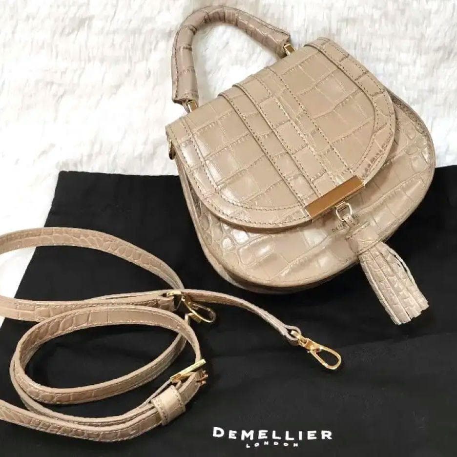 C*C様 美品✨保存袋付き✨DEMELLIER ミニヴェニス　ショルダーバッグ