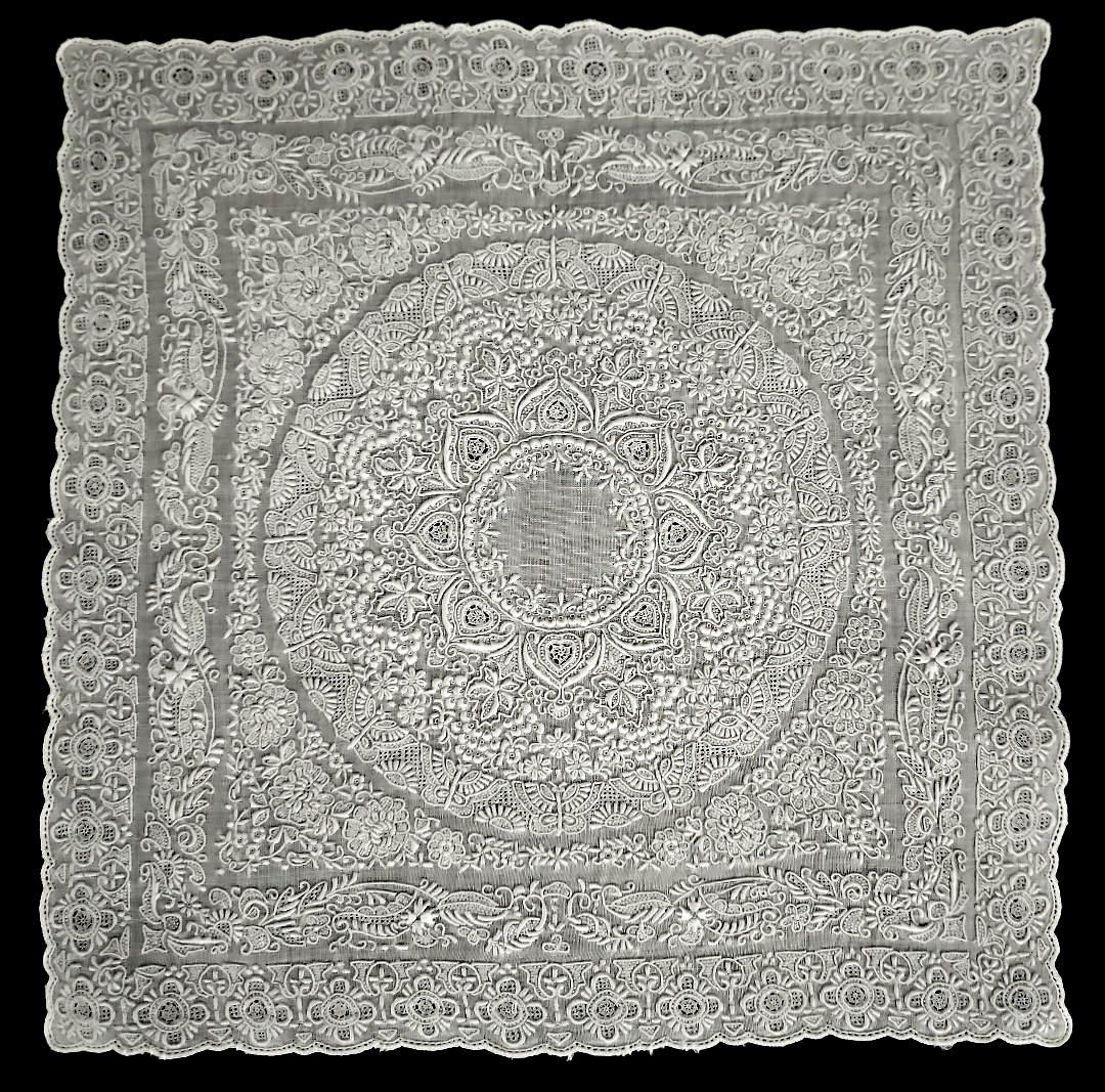 スワトウ ハンカチ 手刺繍 葡萄×蝶 R9