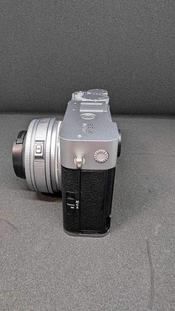 X-E5 XF23mm F2.8 R WRレンズキット シルバー アクセサリ付き