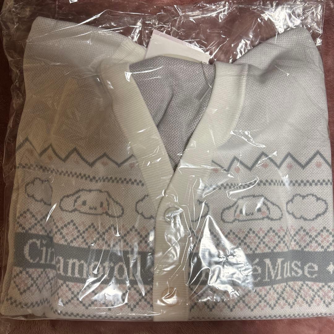 ロゼミューズ シナモロールコラボ カーディガン