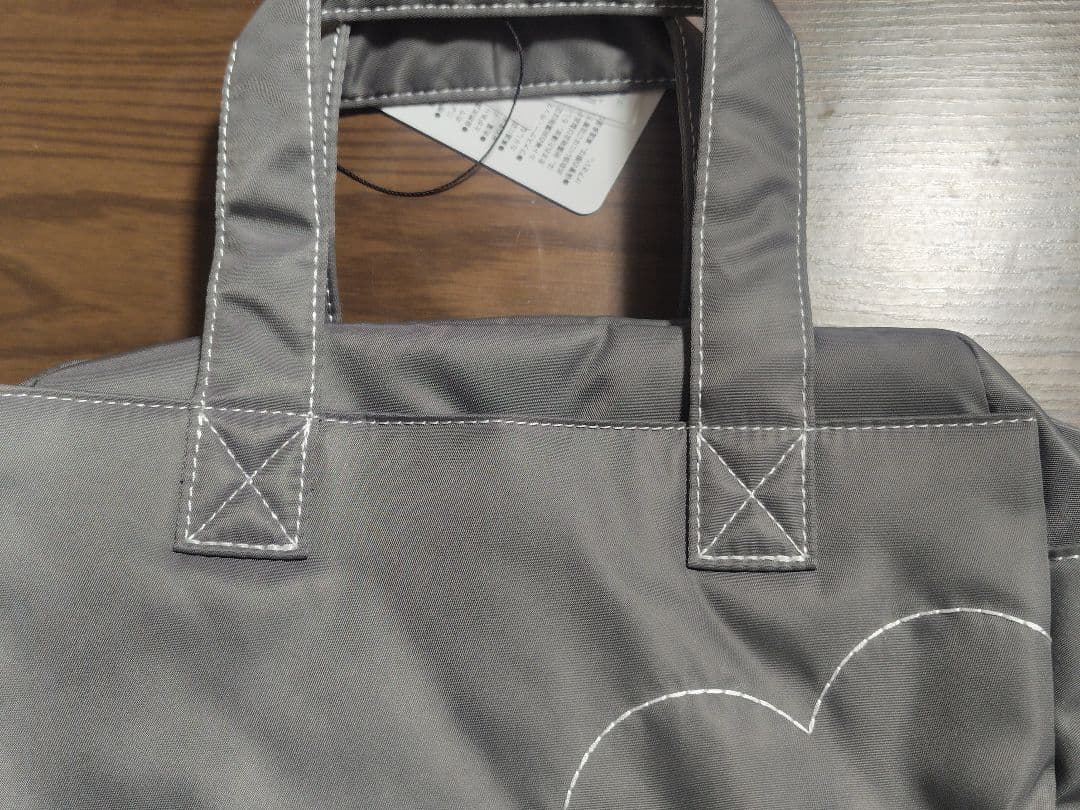 【新品・タグ付き】ナイロンデイジーステッチショルダーバック