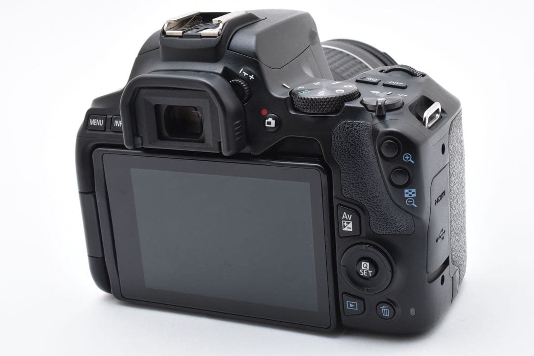 デジタルカメラ Canon EOS Kiss X10 / CANON EF 28-80mm