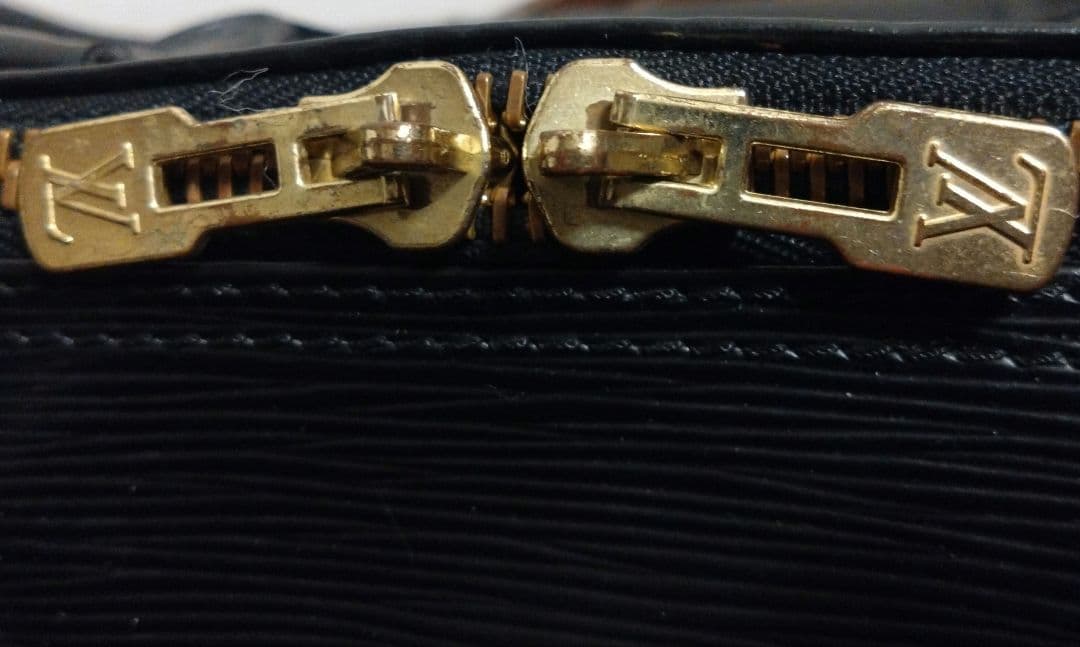 ルイヴィトン　エピ　キーポル55　ボストンバッグ　黒　ブラック　中古品