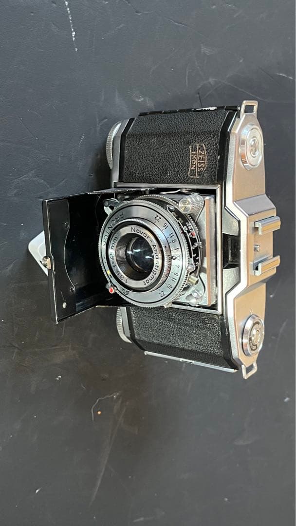 ❤️最終の値下げです‼️Zeiss Ikon(ツアイス イコン)