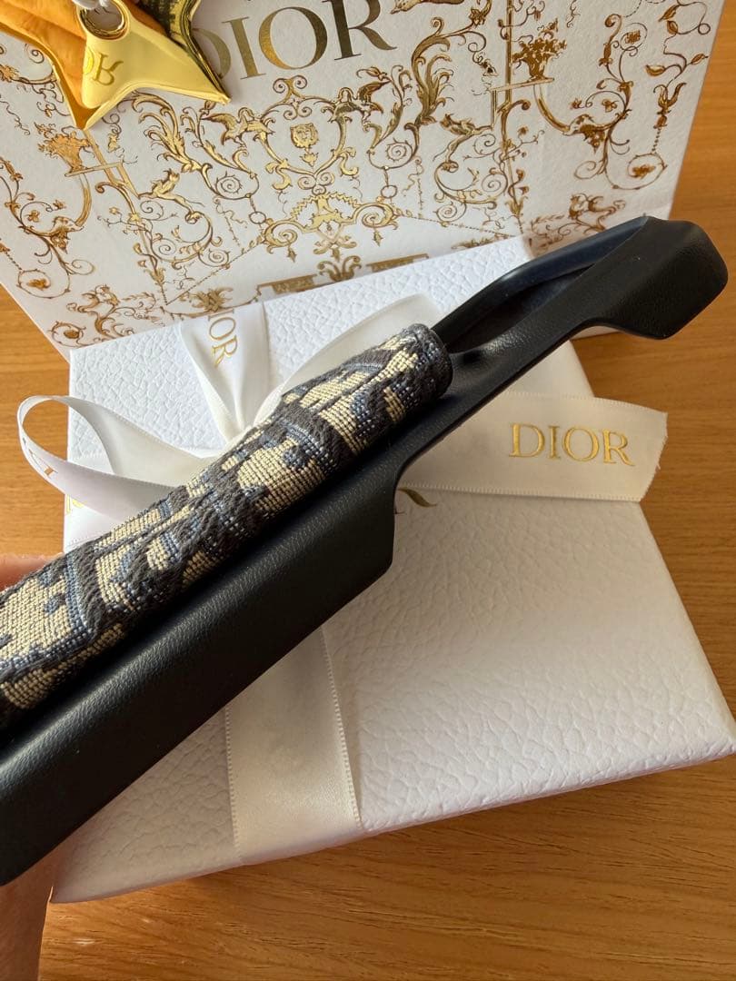 ディオール✳︎iPhone17proケース　新品同様