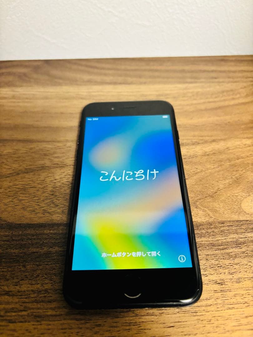iPhone SE（第2世代） 64GB ブラック 本体