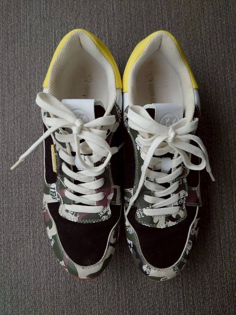 ホーンガーメントカモフラージュスニーカー