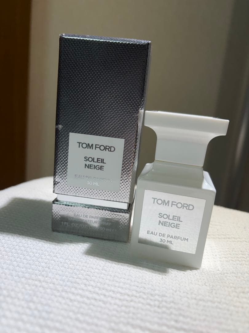 TOM FORD SOLEIL NEIGE オードパルファム 30ML