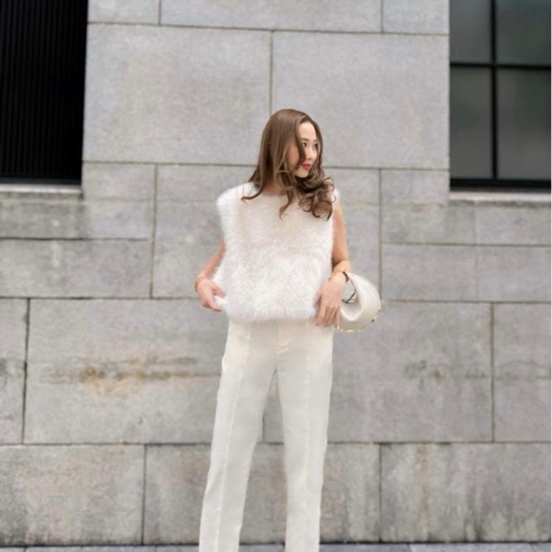 ２回数時間着用✨ESMOK エスモック リボン ファーベスト ホワイト