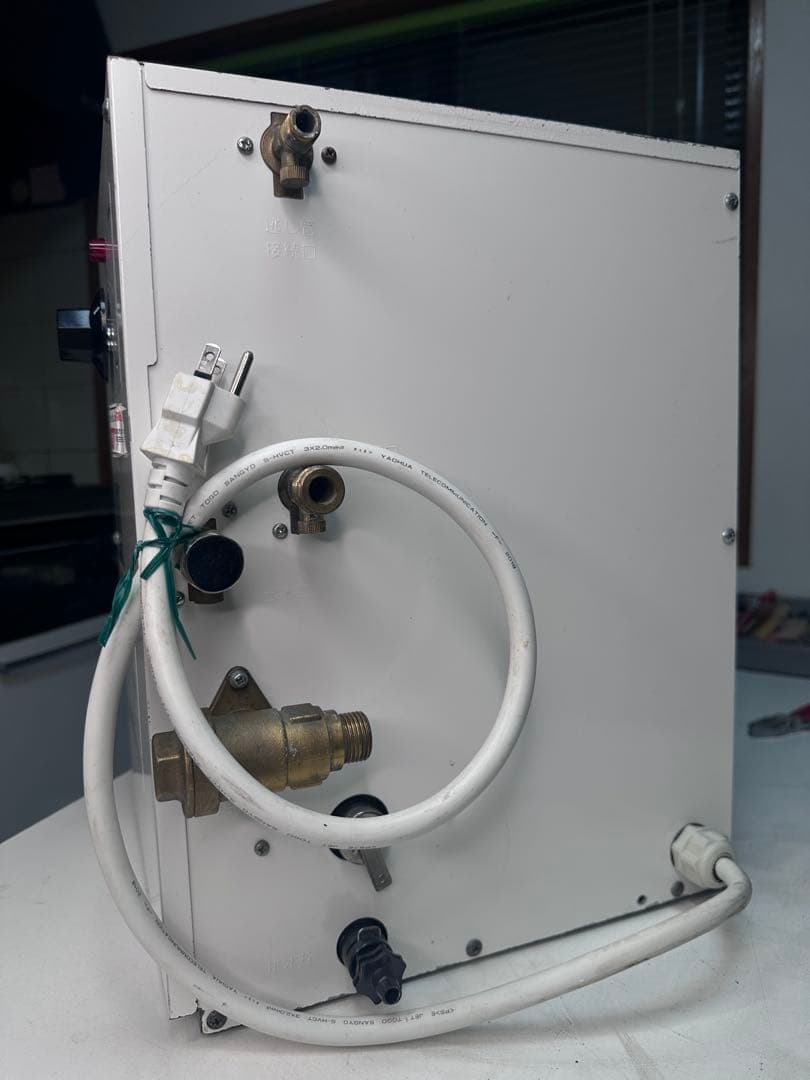 2019年製 イトミック ESN12ARN111B0 電気温水器 25L