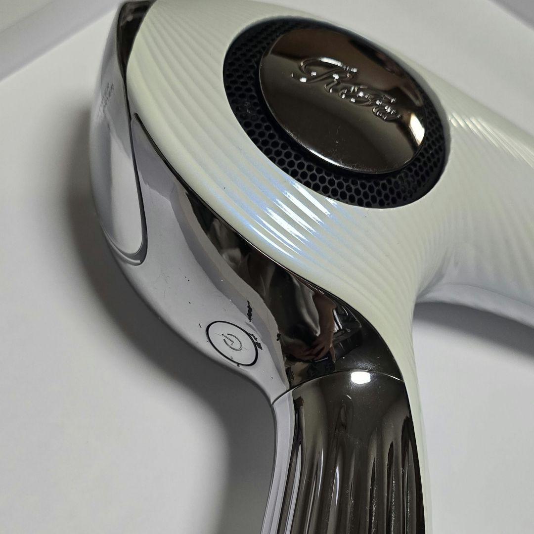 リファ ドライヤー ホワイト・シルバー