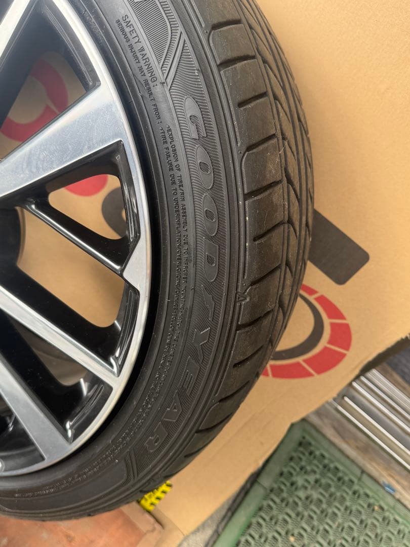 WRXS4 vbh 純正ホイール　タイヤセット送料込　美品