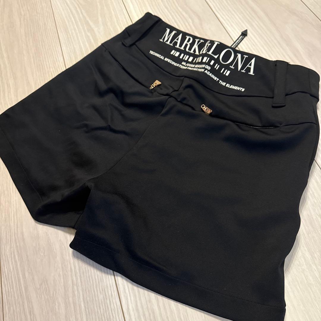 MARK&LONA ブラックショートパンツ 38(M)