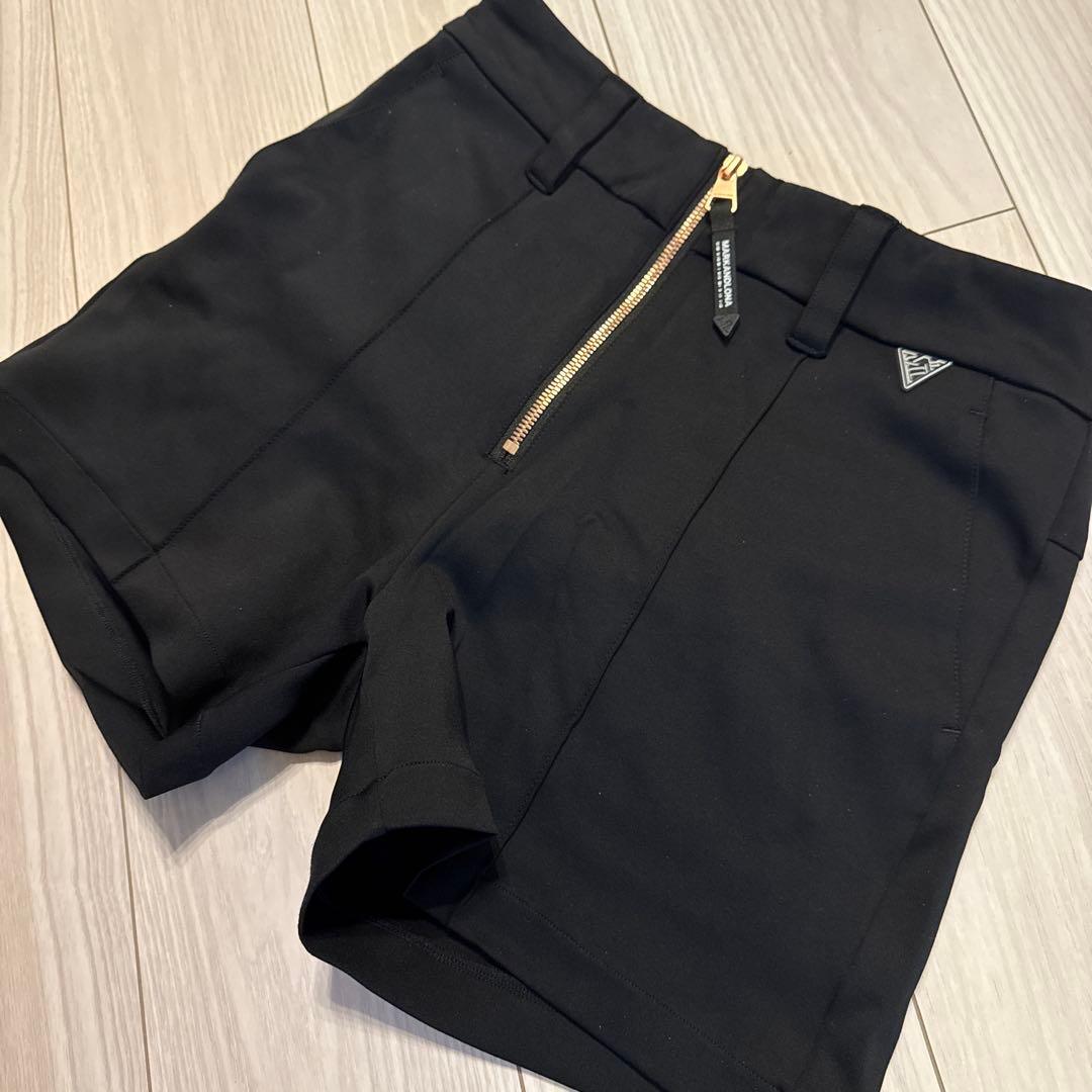 MARK&LONA ブラックショートパンツ 38(M)