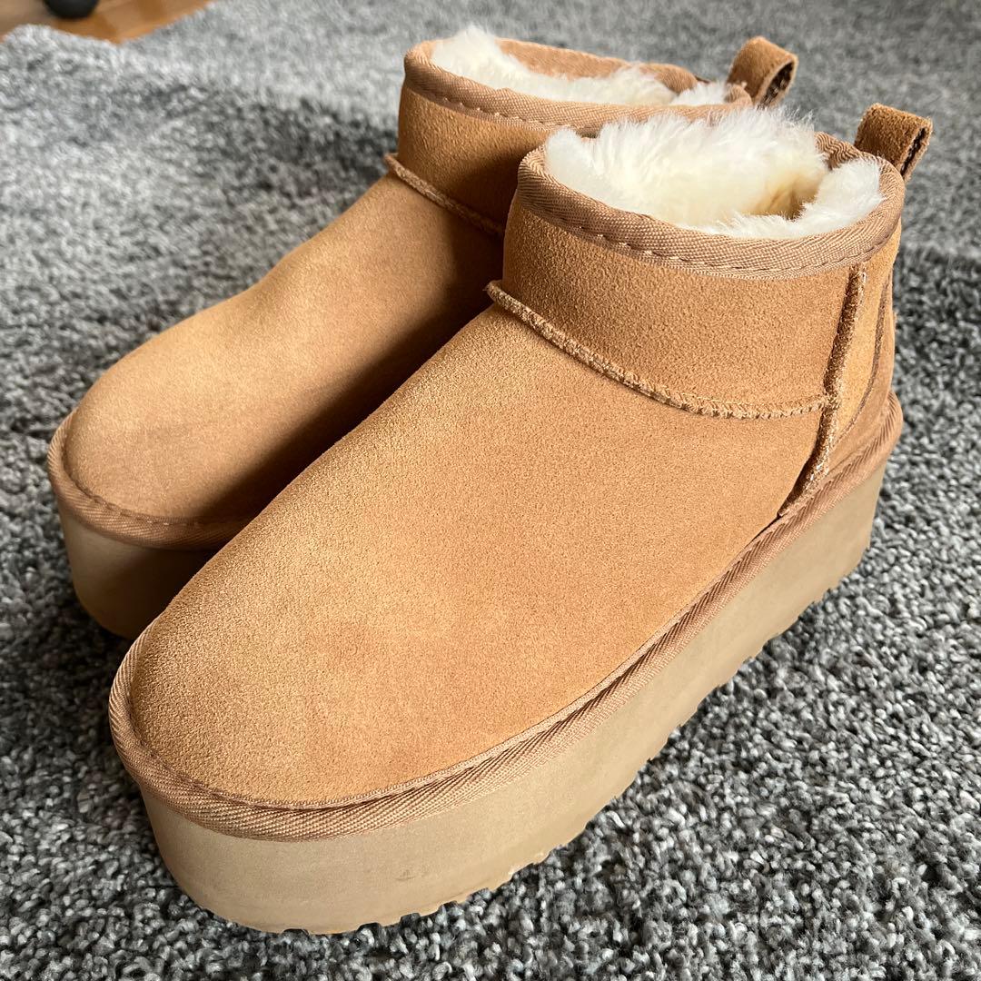 クラシック ウルトラミニプラットフォーム ブーツ