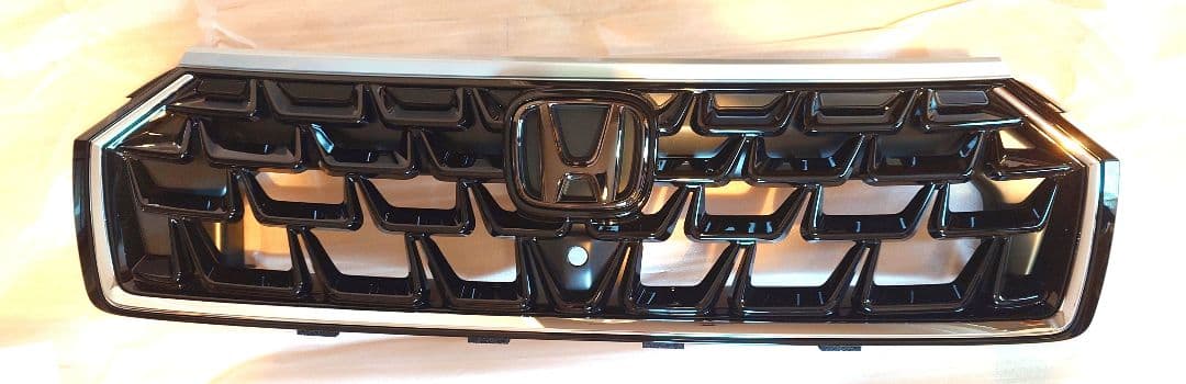 ホンダアクセス 純正用品 ヴェゼル フロントグリル