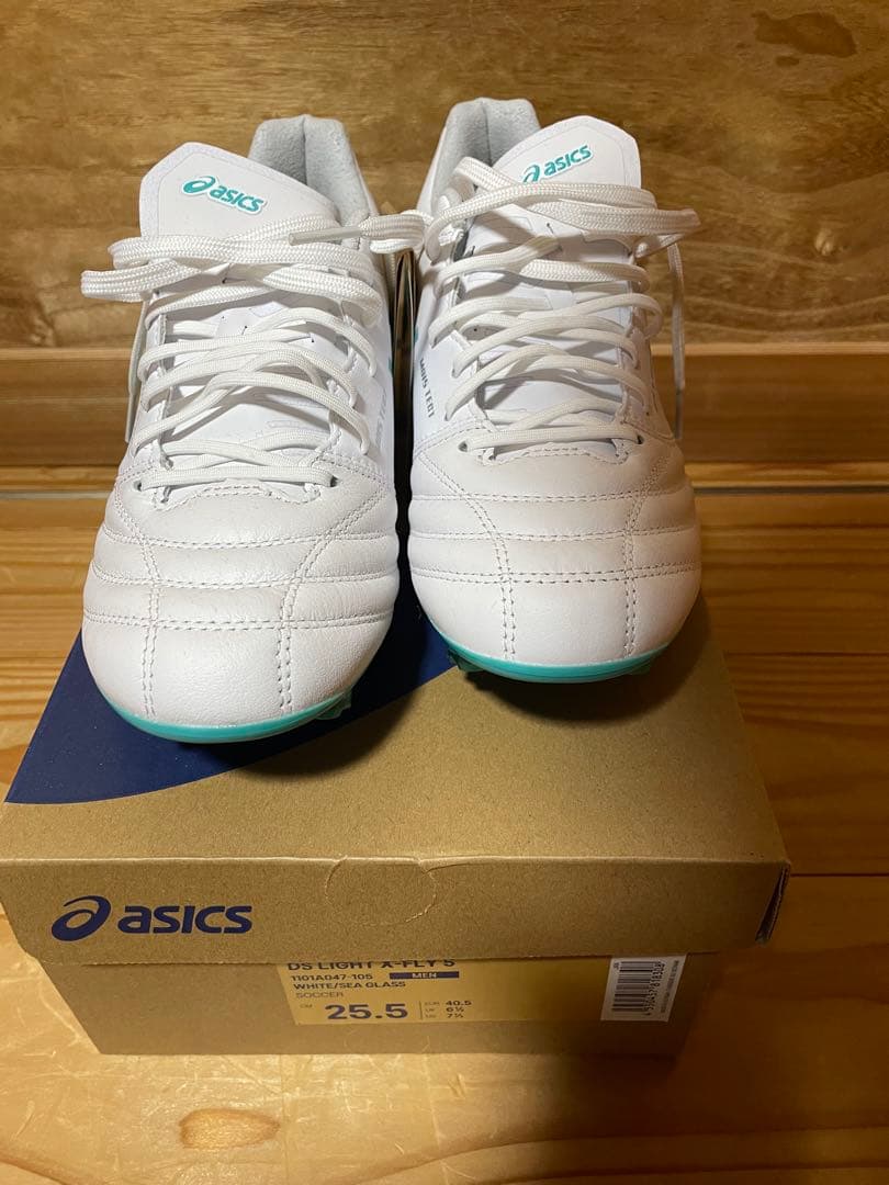 サッカースパイク　DSライト　X Fly5