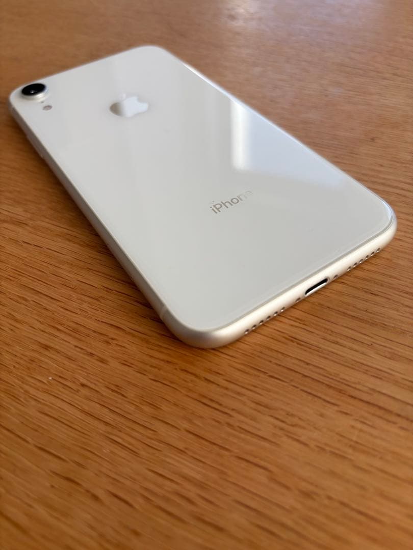 Apple iPhone XR ホワイト 本体 香港版