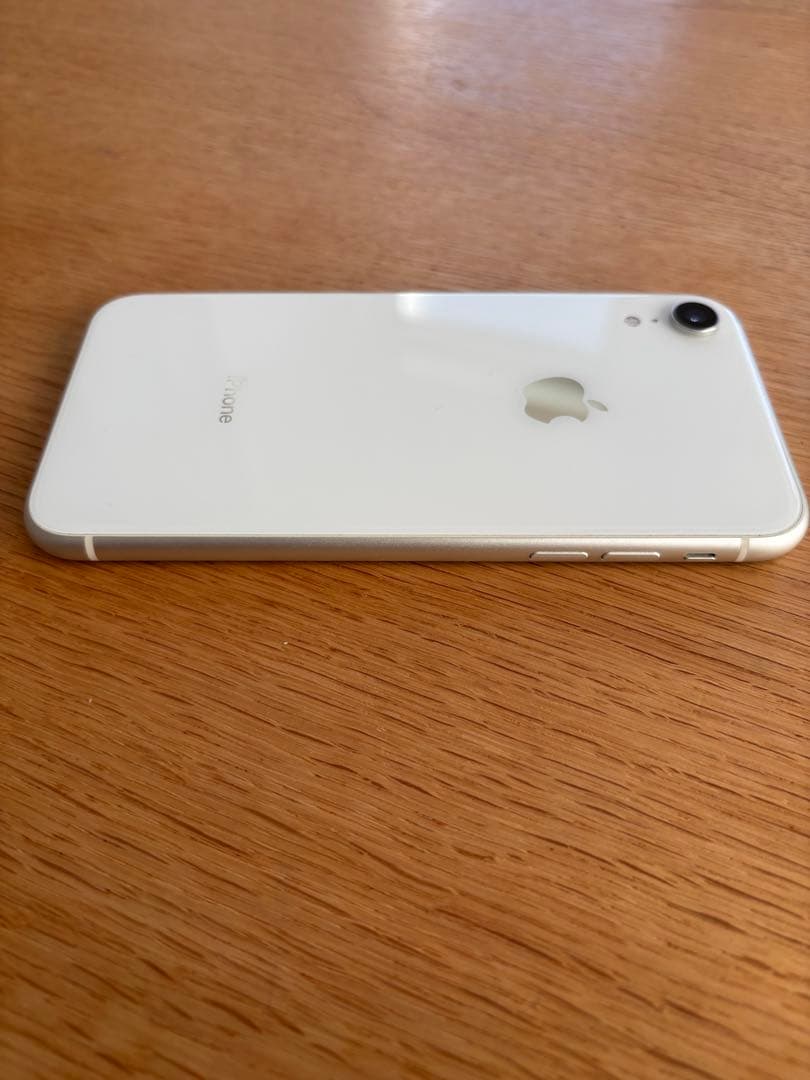 Apple iPhone XR ホワイト 本体 香港版