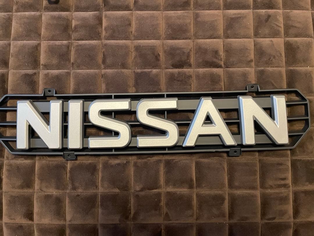 エクストレイルt31後期 タコマ風グリル LEDマーカー