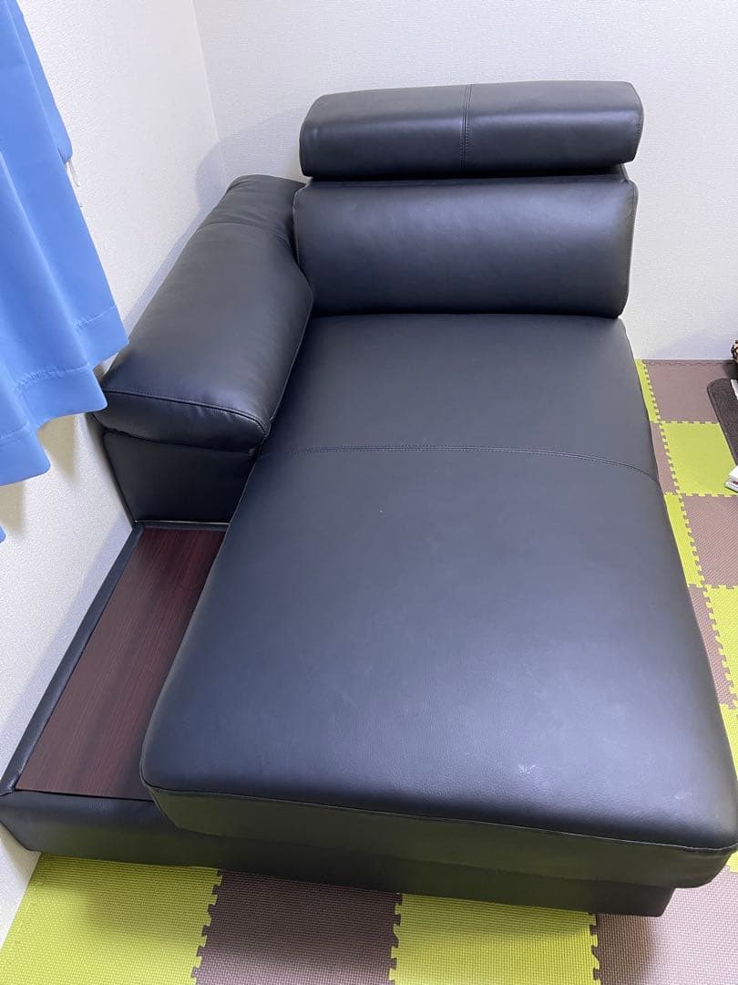 コーナーソファー 超大型 ホテルラウンジ 革張りカウチのみ