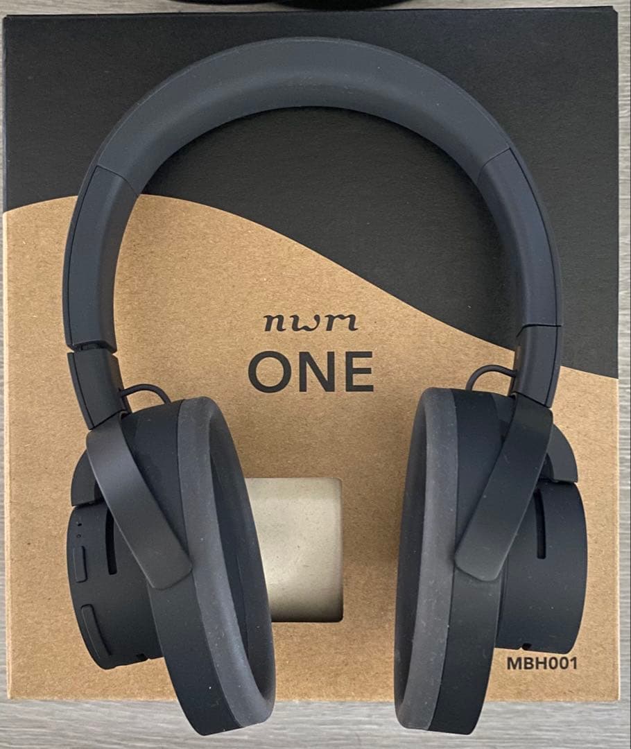 nwn ONE ワイヤレスヘッドホン MBH001 ブラック