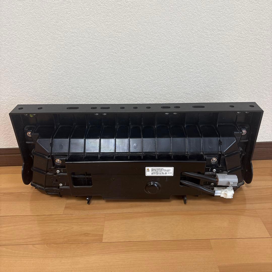 新車外し　小糸製作所　LEDテールランプ　ノーマルターン