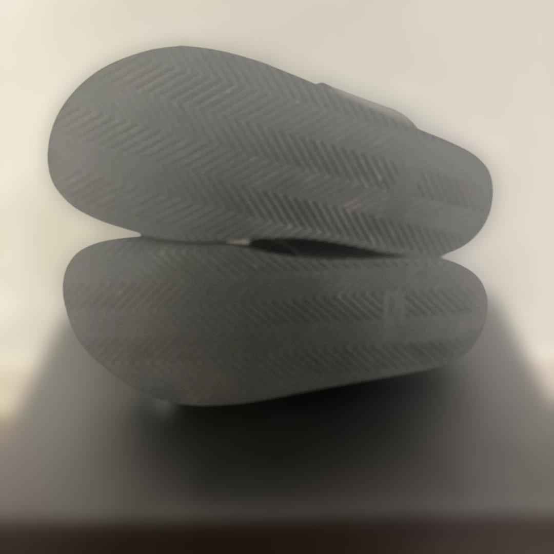 SAINT LAURENT ブラック レザー サンダル 25.5cm