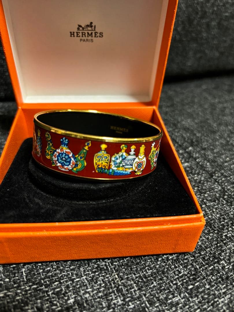 HERMES エマイユGM ゴールド　箱付き