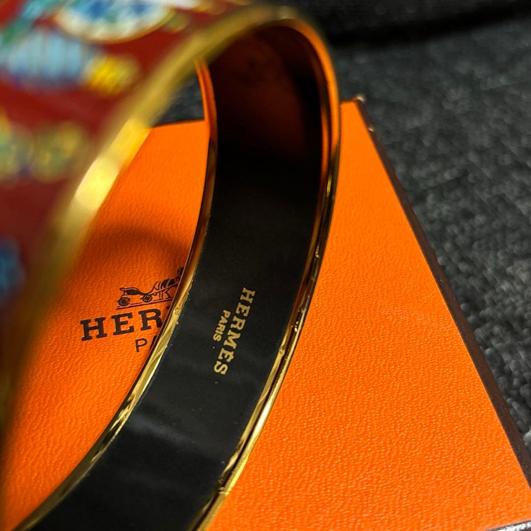 HERMES エマイユGM ゴールド　箱付き