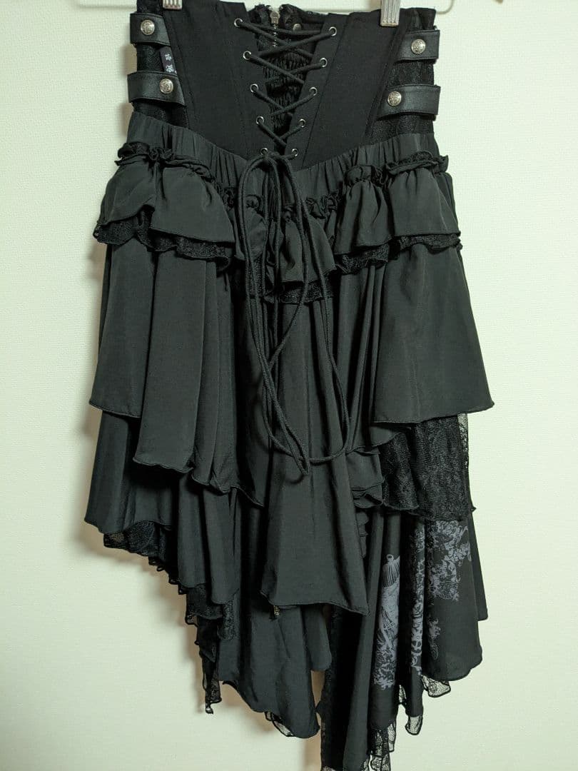 ☆ozzon☆　薔薇シリーズ　フリル付き黒アシンメトリースカート