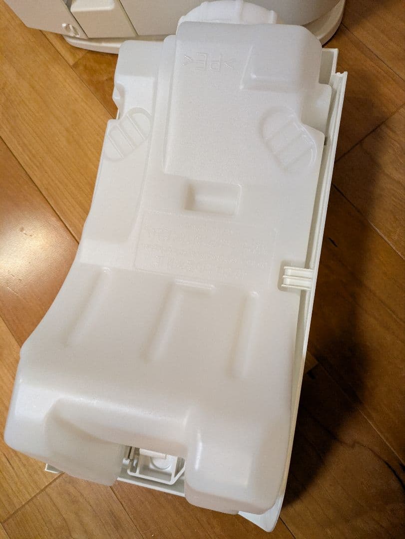 ダイキン　ストリーマ 空気清浄機 MCK70X-W ホワイト 加湿空気清浄機