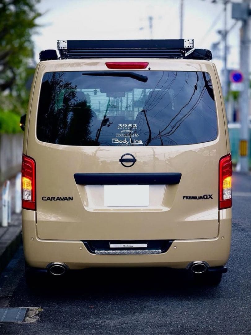 超美品 bodyline リアゲートハンドル nv350 E26 キャラバン