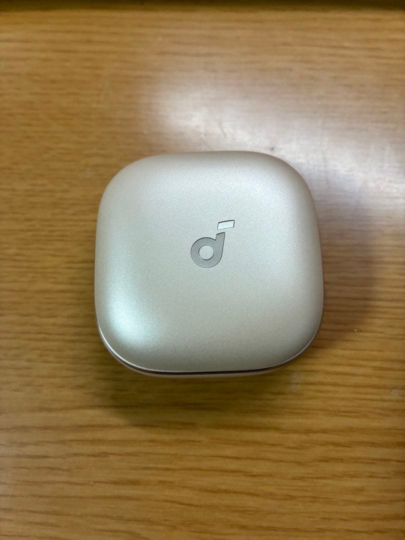 ANKER soudcore liberty5 充電ケース シャンパンゴールド