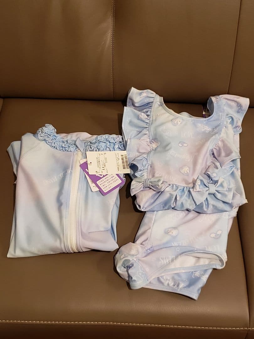140㎝ 3点set セパレート 水着 ラッシュガード 新品 メゾピアノ